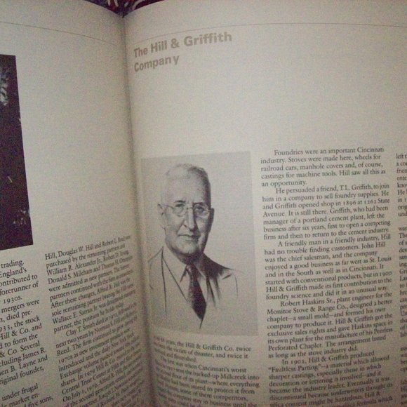 Cincinnati The Queen City / Large Coffee Table Book /1982 /History - Picture 3 of 10